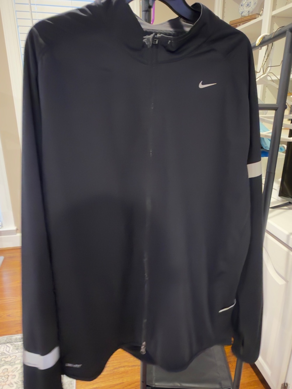 Nike Men's Black Lightweight Full-Zip Performance Jacket with White Accents